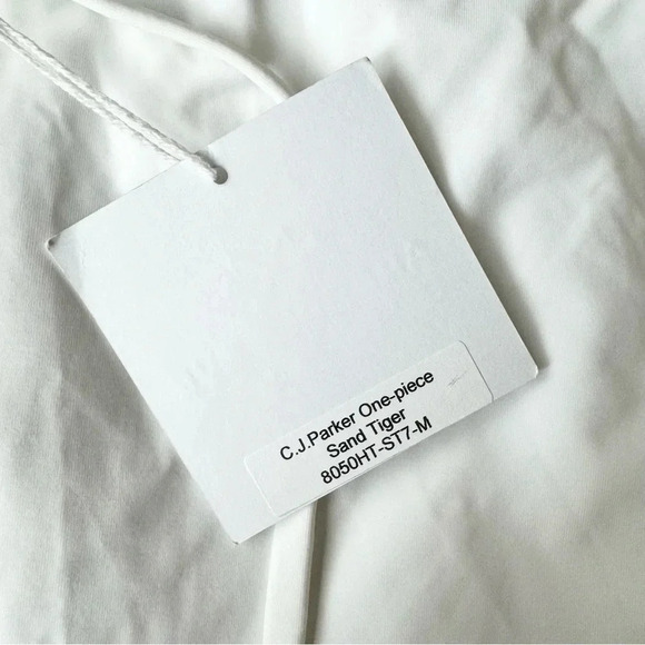 NEW Arrow & Eve C.J. Parker Beige Reversible One Piece Swimsuit - Picture 11 of 12